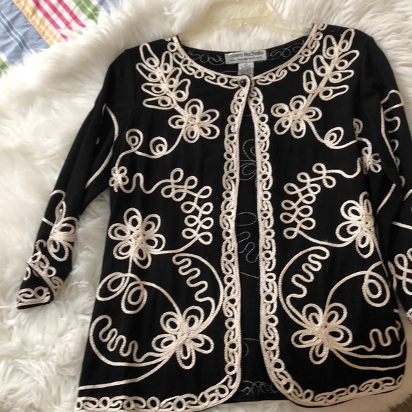 Beautiful black and gold jacket! - Picture 1 of 4